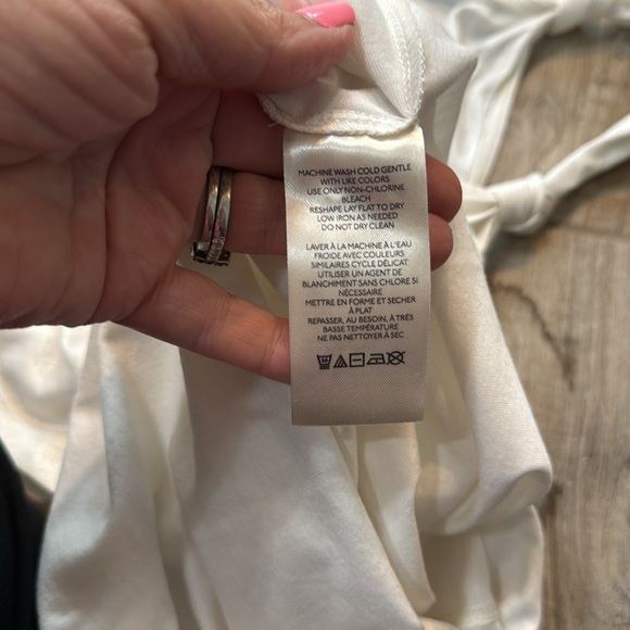 NWT By Anthropologie Shine Knot Flowy Tank‎ in Ivory Size Medium - Picture 3 of 11